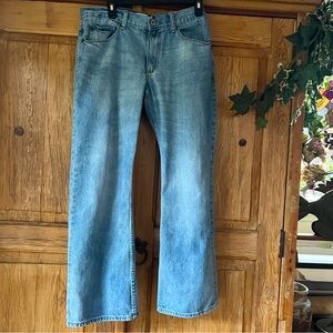 Lee’s straight leg bootcut jeans